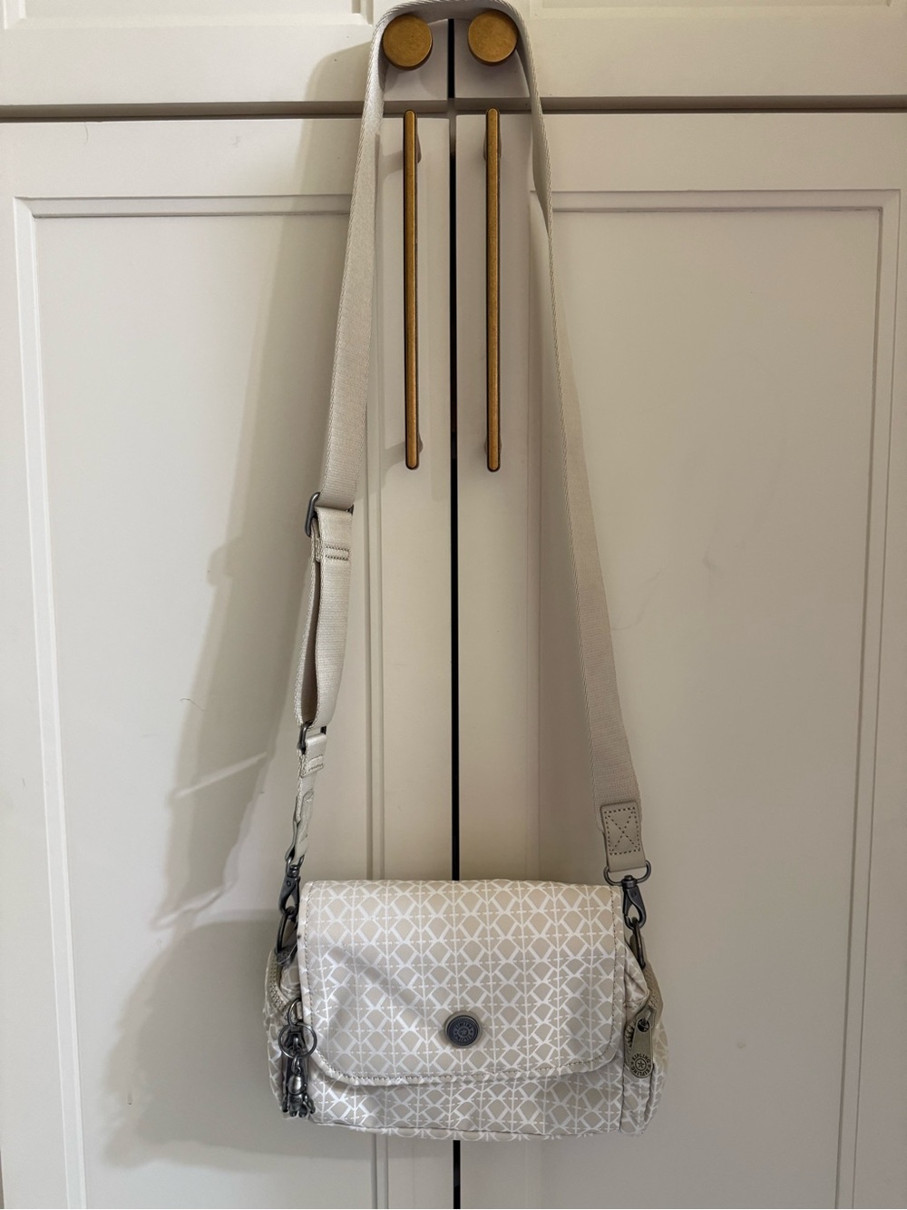 Kipling Geometric Crossbody Purse